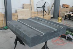 [大理石機械構(gòu)件]大理石機械構(gòu)件日常維護要做什么？裝配大理石機械構(gòu)件注意哪些事項？